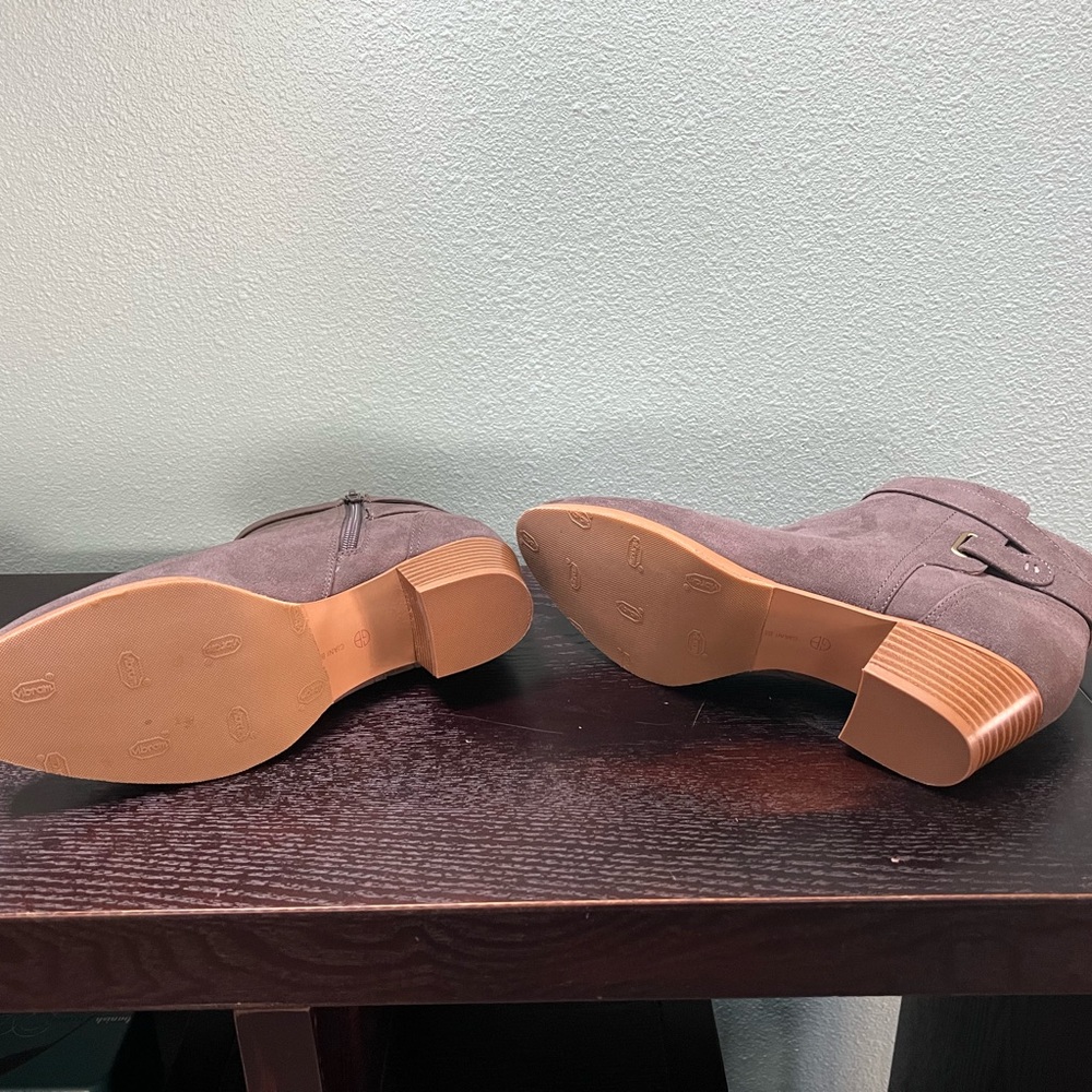 Giani Bernini Memory Foam Booties - image 4